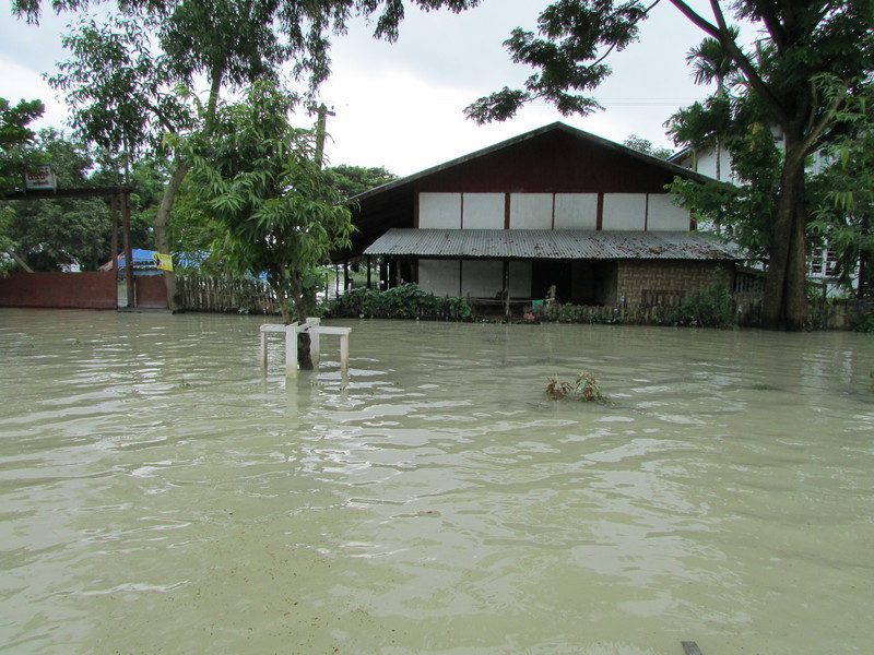 Children rescued from flooding in Kalaymyo